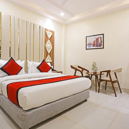 Frank Stay-Newly Built Worth -2Mins Walk From Rk Ashram Metro Satation New Delhi Ngoại thất bức ảnh