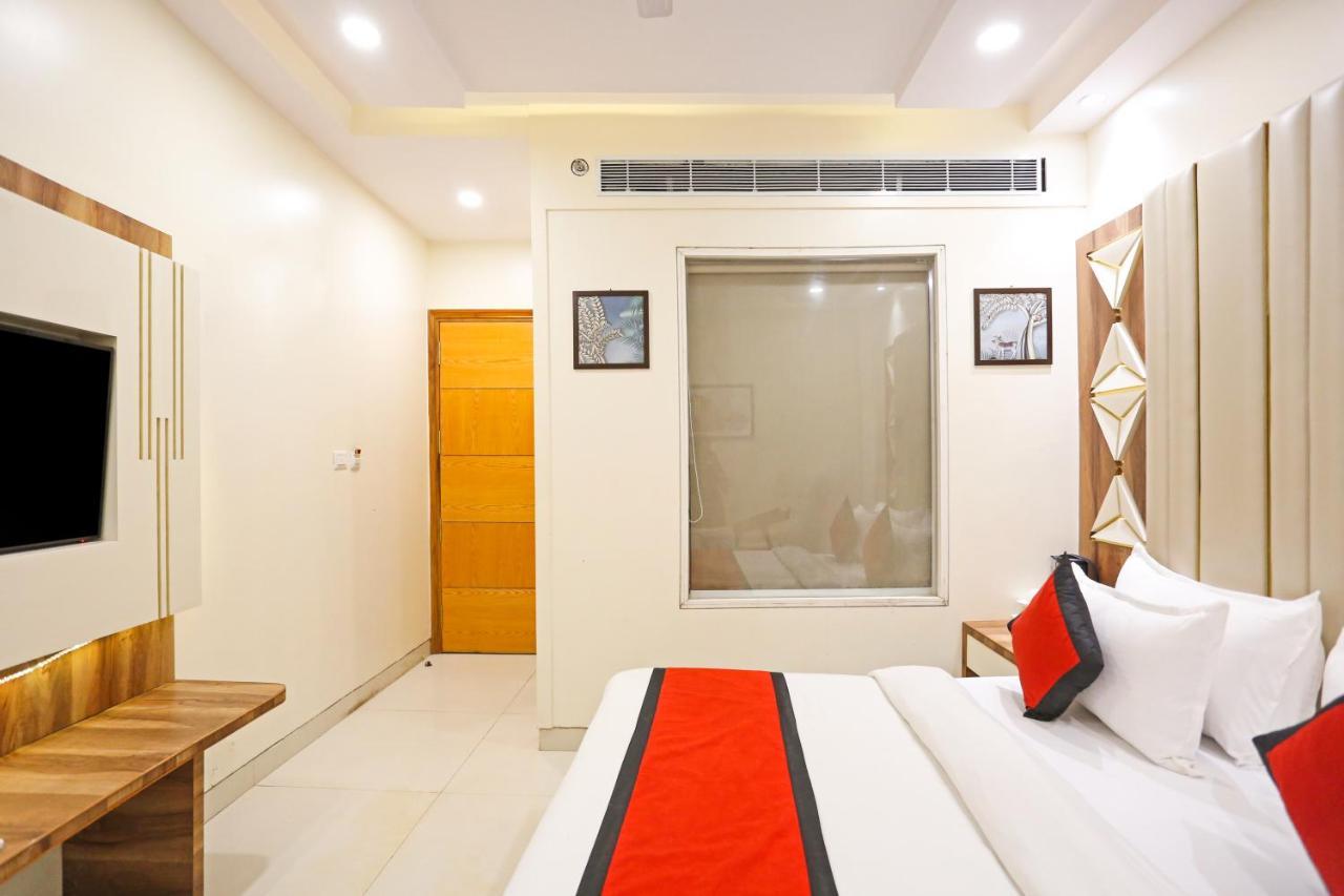 Frank Stay-Newly Built Worth -2Mins Walk From Rk Ashram Metro Satation New Delhi Ngoại thất bức ảnh